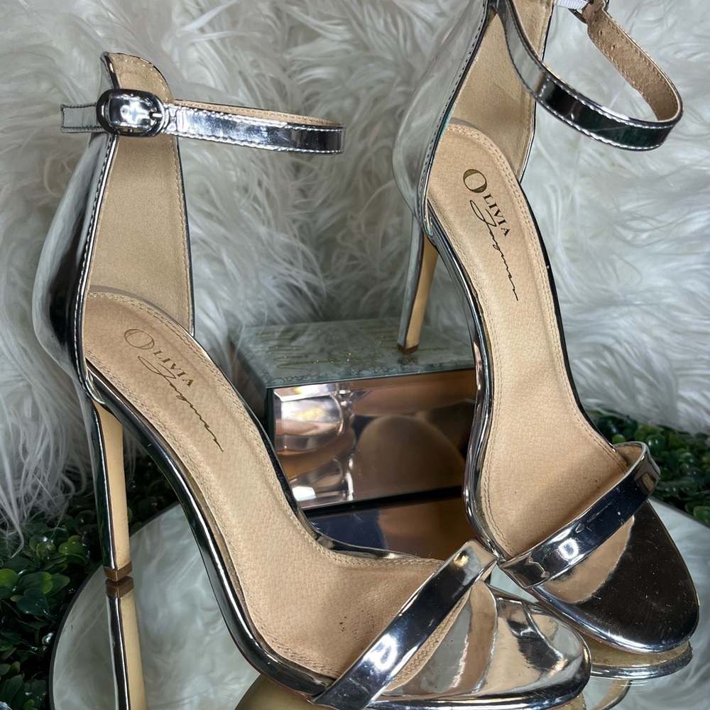 Olivia Ferguson Silver High Heel